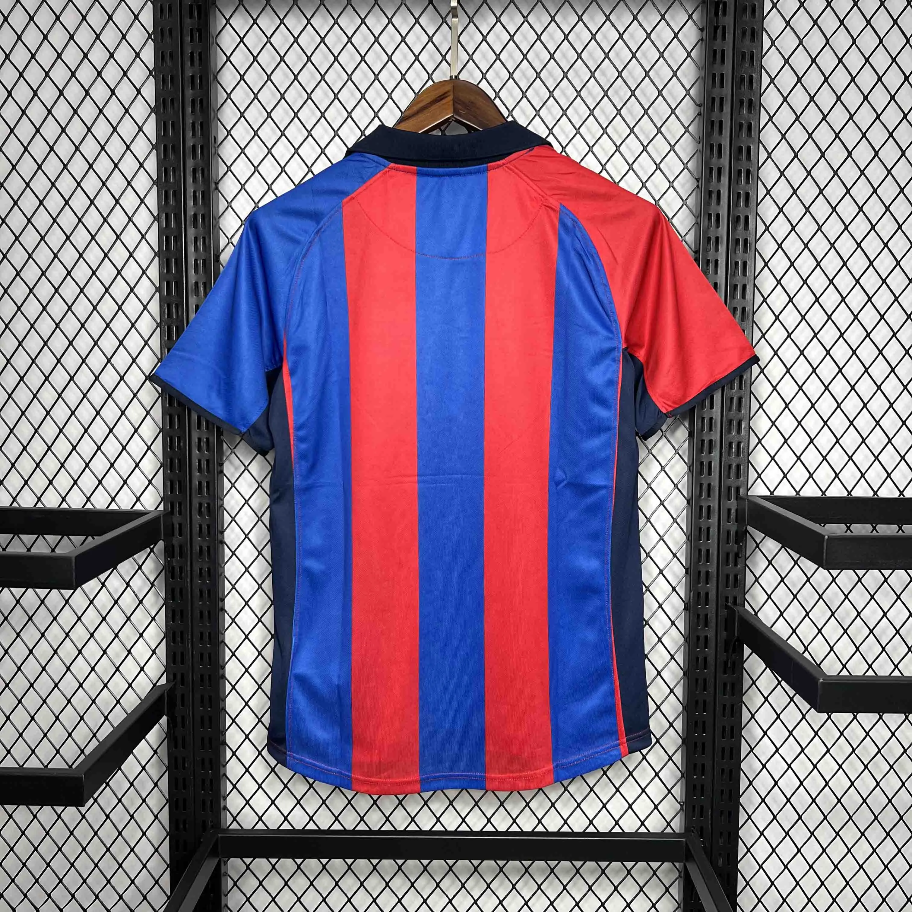 04-05 Barcelona Home Retro Kit