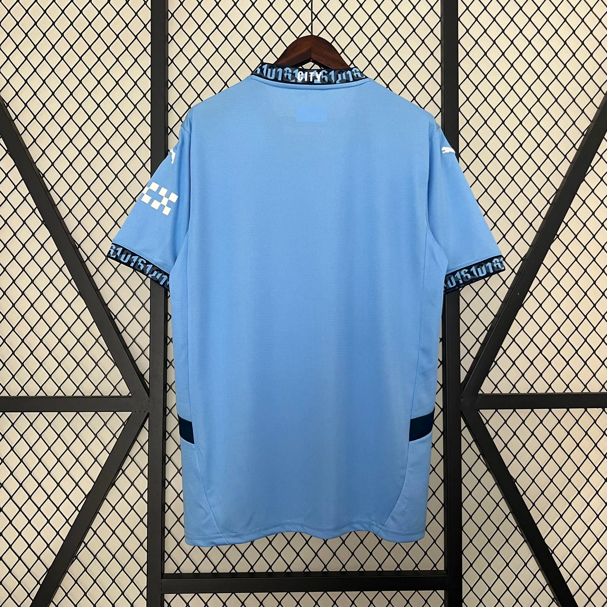 24-25 Manchester City Home Kit