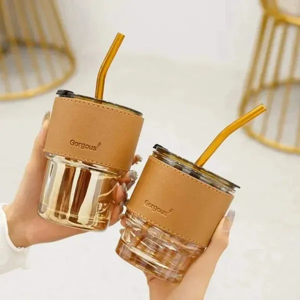 300ml Cup with straw and removable cover