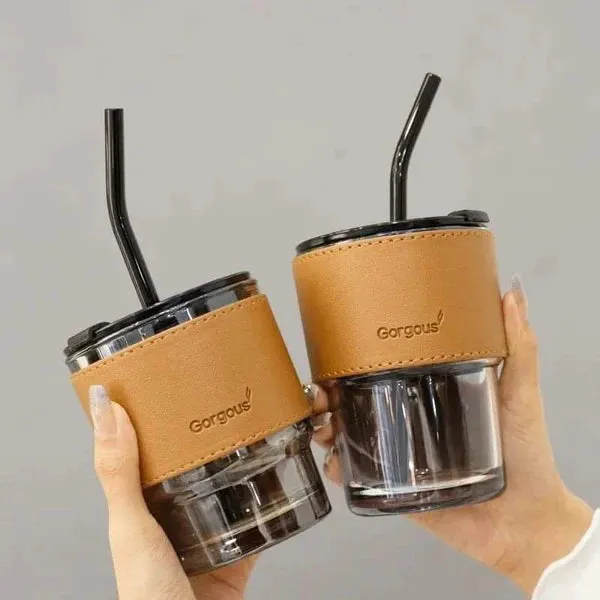 300ml Cup with straw and removable cover