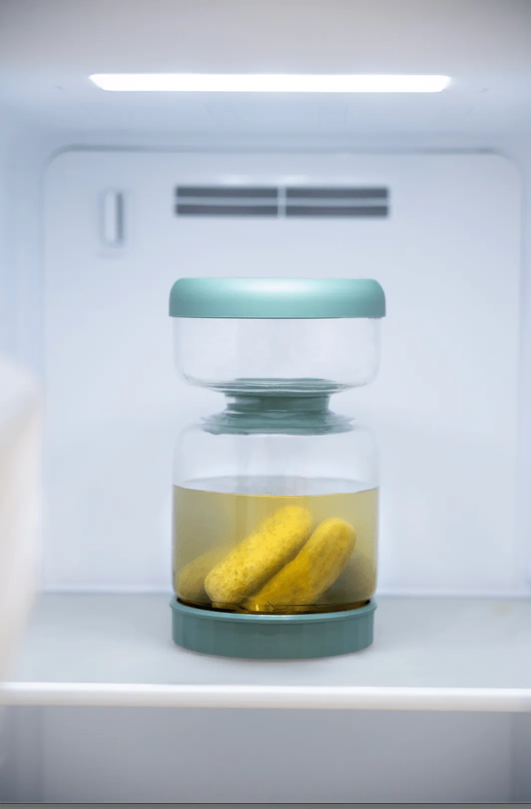 Genicook Dual-Part Glass Pickle Jar: The Flip-Over, Mess-Free Serving, Hand Blown Glass, Food Preserver