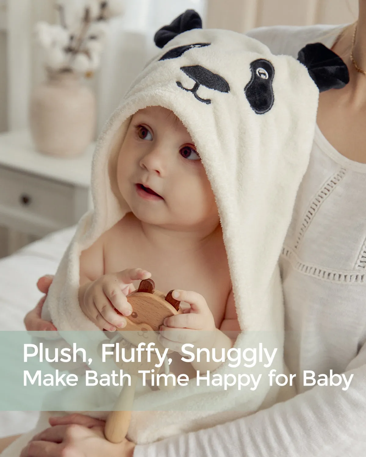 Momcozy Coral Fleece Hooded Baby Towel - Kind Panda