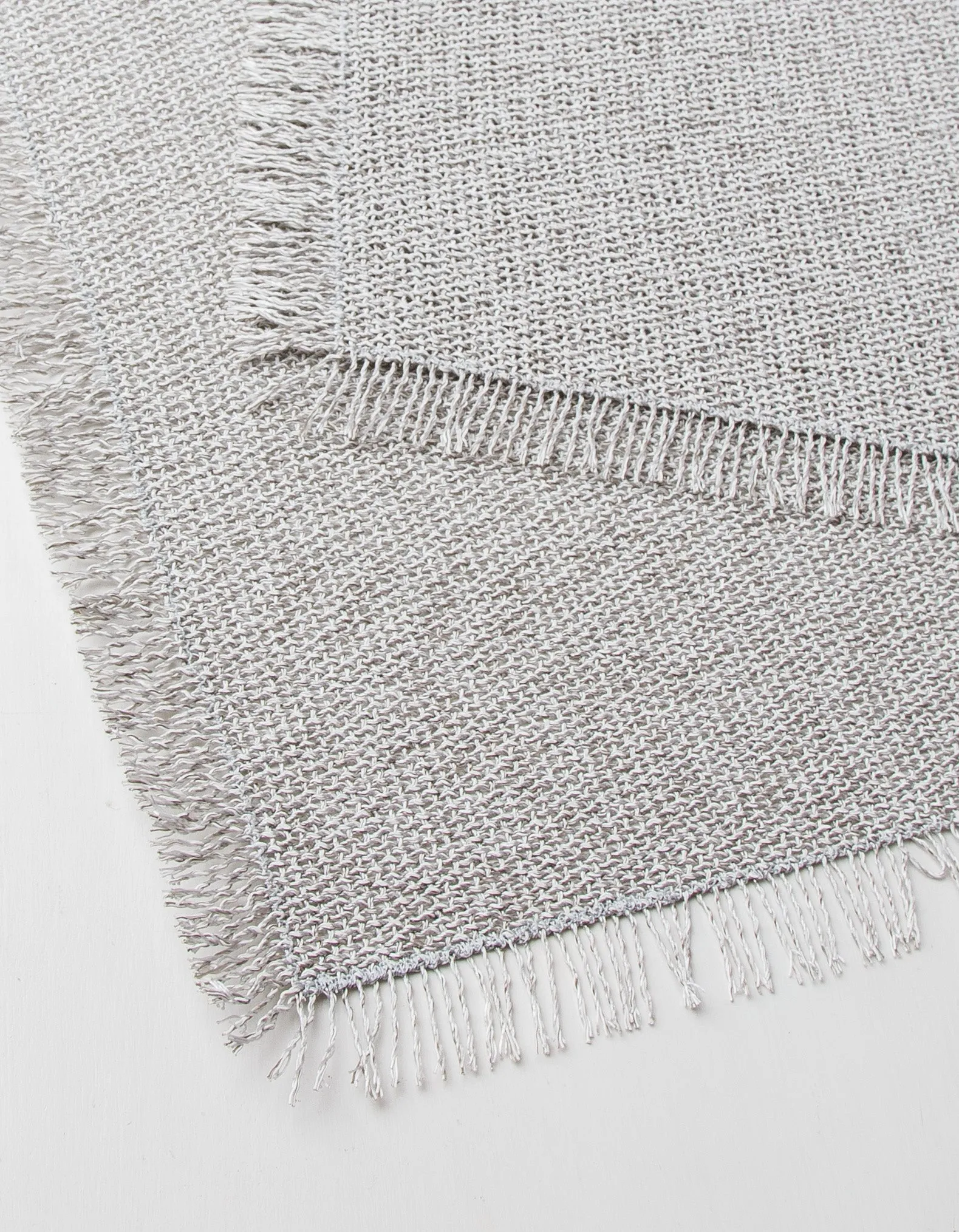 Woven Fringe Mats